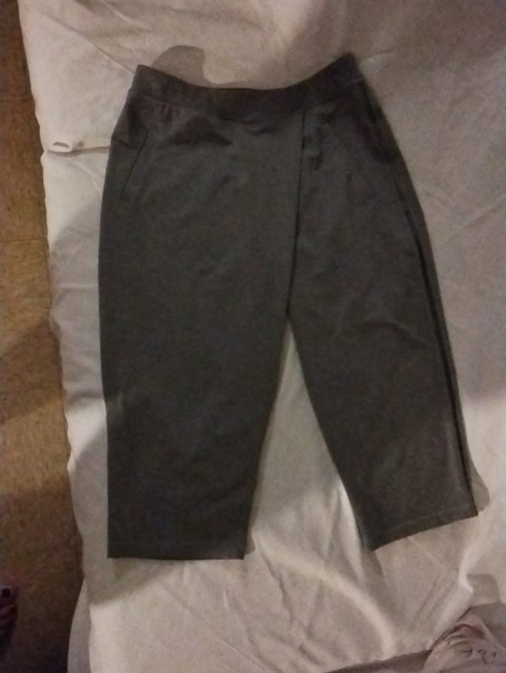 lululemon athletica Dark Gray Capri Pants